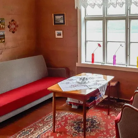 Three-bedroom Holiday In Σπίτι διακοπών Førde