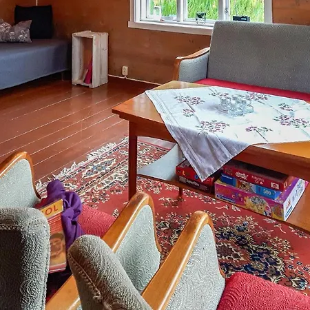 Three-bedroom Holiday In *