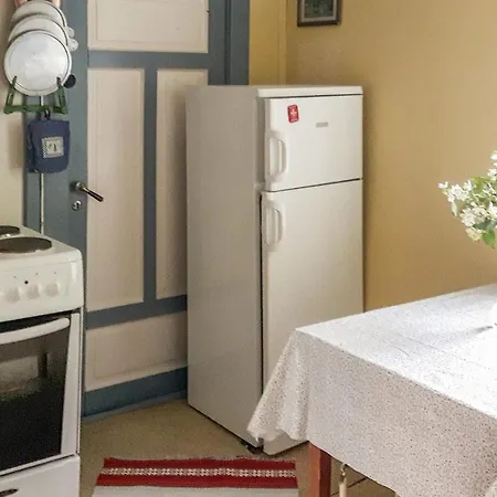 Σπίτι διακοπών Three-bedroom Holiday In Førde